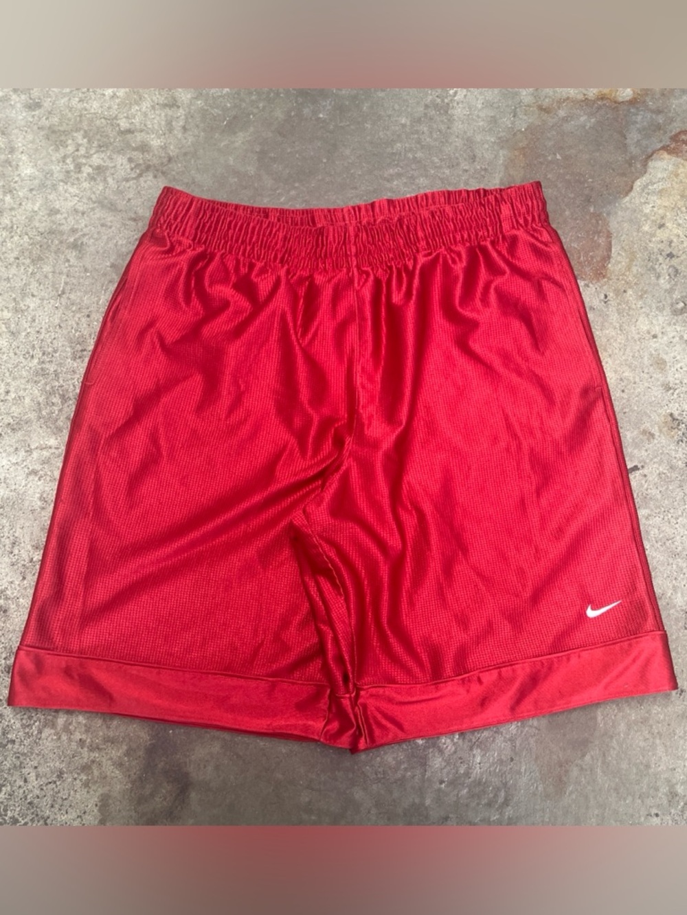 Y2K Nike Shorts Men’s Large Glossy Red Baggy Breathable Lightweight Basketball